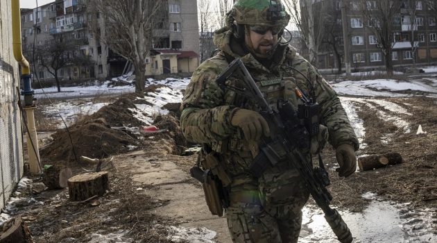 Πόλεμος στην Ουκρανία: Για έξι ρωσικά πυραυλικά χτυπήματα σε περιοχές του Χαρκόβου μιλούν οι τοπικές αρχές