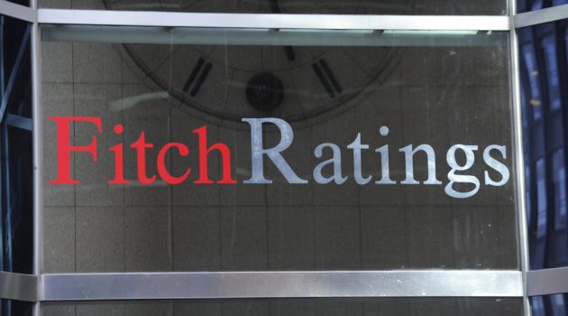 Fitch: Αναβάθμισε σε θετικές τις προοπτικές του αξιόχρεου των τεσσάρων ελληνικών τραπεζών