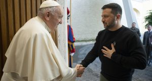 Επικοινωνία Ζελένσκι – πάπα Φραγκίσκου: Συζήτησαν το σχέδιο ειρήνευσης για…