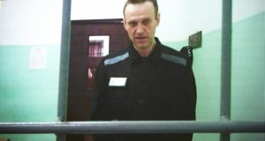 Οι ρωσικές αρχές δεν αποκαλύπτουν πού έχει μεταφερθεί ο φυλακισμένος…