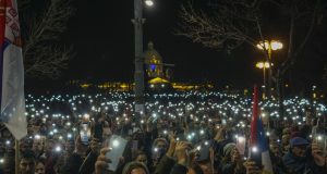 Διαδηλώσεις στη Σερβία: Φοιτητές και ακαδημαϊκοί ζητούν δημοκρατικές εκλογές –…