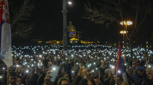 Διαδηλώσεις στη Σερβία: Φοιτητές και ακαδημαϊκοί ζητούν δημοκρατικές εκλογές – «Ξένο δάκτυλο» πίσω από τις αντιδράσεις βλέπει η Μόσχα