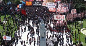 Αργεντινή: Ξεκίνησε το κύμα διαμαρτυρίας και αντιδράσεων στα οικονομικά μέτρα…