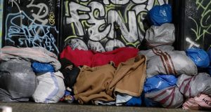 Χριστούγεννα στο δρόμο – Ο καθημερινός αγώνας επιβίωσης των αστέγων