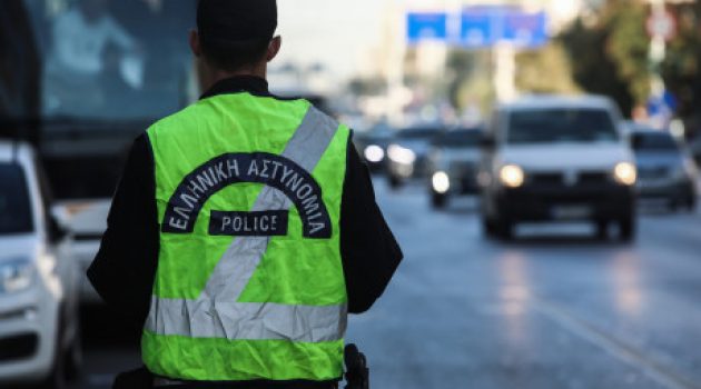 Αγρίνιο: Συνελήφθη οδηγός αυτοκινήτου χωρίς δίπλωμα οδήγησης
