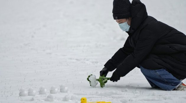 Κίνα: Το πρώτο χιόνι στα βόρεια – Ψυχρή επιδρομή στο Πεκίνο με τον υδράργυρο να πέφτει στους -20 βαθμούς Κελσίου