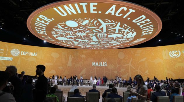 COP28: Στενεύουν τα περιθώρια για συμφωνία ουσιαστικής μείωσης των εκπομπών αερίων του θερμοκηπίου
