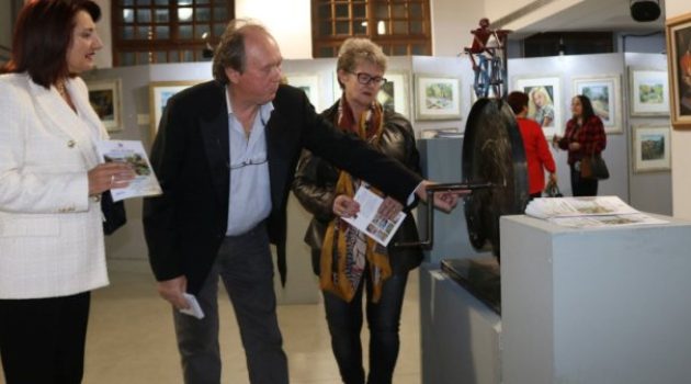 Αγρίνιο: Εγκαινιάστηκε η πολύχρωμη έκθεση του Χαράλαμπου Ζαχαρόπουλου (Photos)