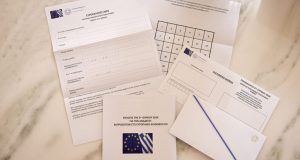 Η επιστολική ψήφος στο επίκεντρο της πολιτικής συζήτησης – Προτάσεις…