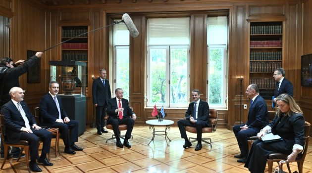 Επίσκεψη Ερντογάν: Οι 15 συμφωνίες που υπογράφηκαν – Νέα γέφυρα στον Έβρο, Τουρισμός και εξαγωγές