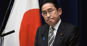 Ιαπωνία: Σκάνδαλο για οικονομική ατασθαλία στο κυβερνών κόμμα οδηγεί τέσσερις…