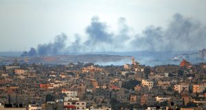 Μαίνεται ο πόλεμος Ισραήλ – Χαμάς: Σφοδροί βομβαρδισμοί και χερσαίες…