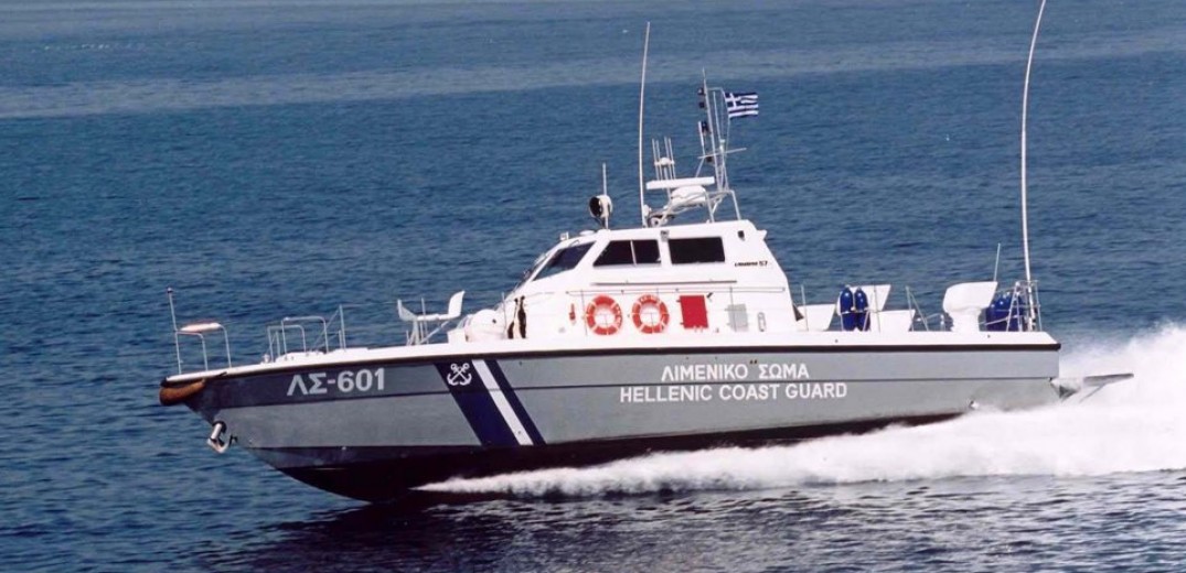 mesolongi-andres-tou-limenikou-kinitopoiithikan-gia-michaniki-vlavi-se-istioforo