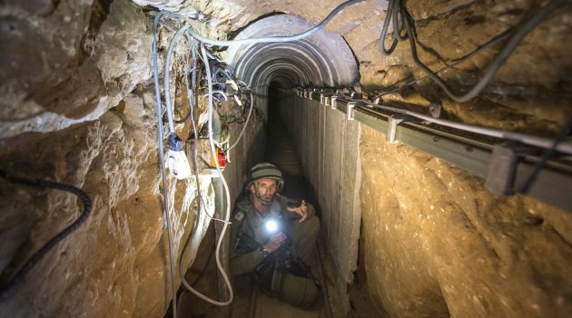 Γάζα: Με θαλασσινό νερό σκοπεύει το Ισραήλ να πλημμυρίσει τις υπόγειες σήραγγες της Χαμάς γράφει η WSJ
