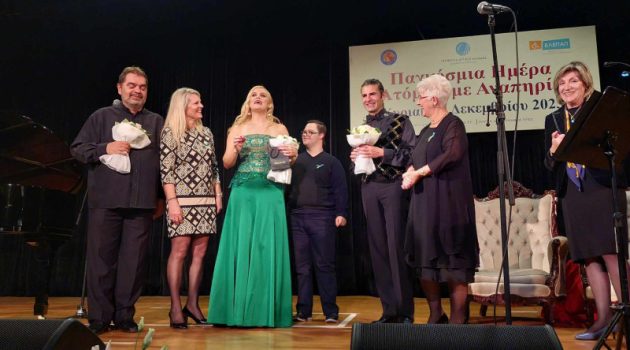«Ενθύμιον Έρωτος» με τη Τζίνα Φωτεινοπούλου και τον Παναγιώτη Πετράκη στο Παπαστράτειο Μέγαρο (Photos)