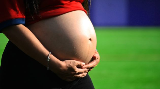 Εγκυμοσύνη: Επιστήμονες ανακάλυψαν την αιτία της πρωινής ναυτίας
