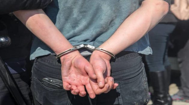 Αγρίνιο: Συνελήφθησαν οι νεαροί δράστες για την ένοπλη ληστεία σε Πρακτορείο του Ο.Π.Α.Π.