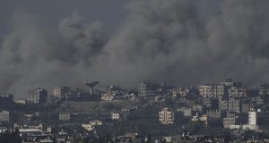 Γάζα: Εν μέσω λιμού συνεχίζονται οι βομβαρδισμοί του Ισραήλ