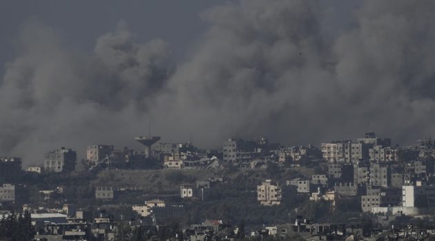 Γάζα: Εν μέσω λιμού συνεχίζονται οι βομβαρδισμοί του Ισραήλ