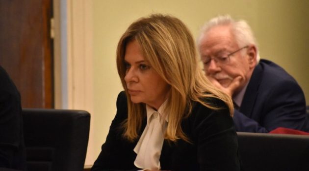 Χριστίνα Σταρακά: «Η Κυβέρνηση να ξεχάσει το λουκέτο στα Δικαστήρια της Αιτωλοακαρνανίας»