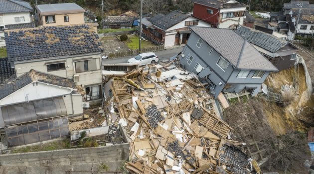 Σεισμός στην Ιαπωνία: Τουλάχιστον 30 νεκροί – Εκτεταμένες ζημιές αλλά χωρίς προβλήματα οι πυρηνικοί σταθμοί