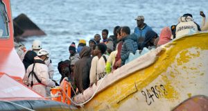 Ισπανία: 6.618 νεκροί το 2023 στο μεταναστευτικό ρεύμα από την…