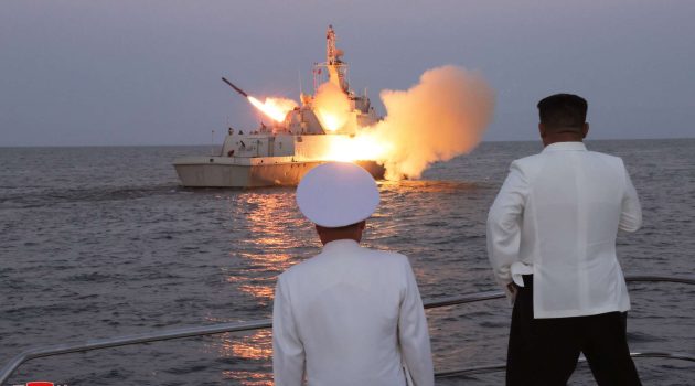 Βόρεια Κορέα: Εκτόξευση πυραύλων κρουζ           