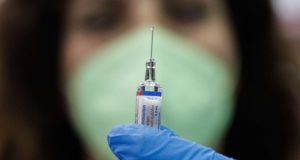 Covid-19: Ο Κ. Μητσοτάκης προτρέπει τους πολίτες να εμβολιαστούν –…
