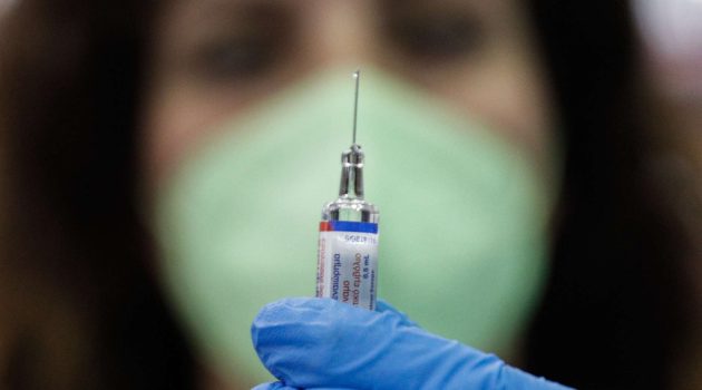 Covid-19: Ο Κ. Μητσοτάκης προτρέπει τους πολίτες να εμβολιαστούν – Το νέο σποτ του υπουργείου Υγείας