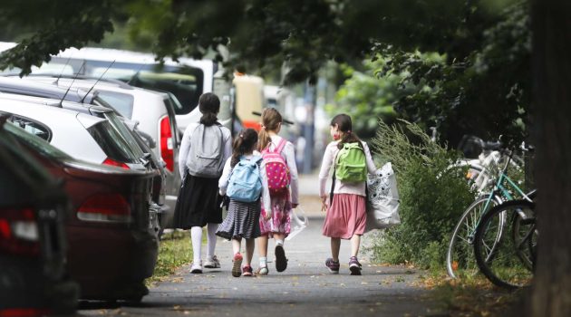 Μόναχο: Η μάχη του «Αριστοτέλη» – 384  μαθητές σε σχολείο με «εξωφρενική» αύξηση ενοικίου έως 50%