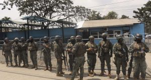 Ισημερινός: Απελευθερώθηκαν 11 δεσμοφύλακες που κρατούνταν όμηροι σε φυλακές