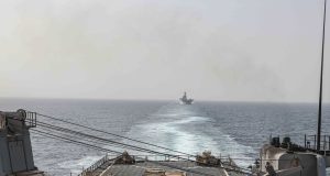 Ερυθρά Θάλασσα – Επιθέσεις Χούθι: Παγκόσμιες αναταράξεις στην οικονομία