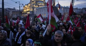 Τουρκία: Ογκώδεις διαδηλώσεις στην Κωνσταντινούπολη «κατά της τρομοκρατίας του PKK…