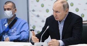 Washington Post: Σκευωρία Πούτιν – Λεπέν για ανατροπή Μακρόν