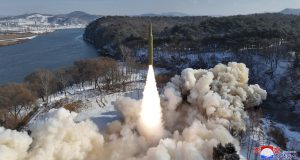 Η Βόρεια Κορέα προχώρησε σε δοκιμή νέου τύπου βαλλιστικού πυραύλου…