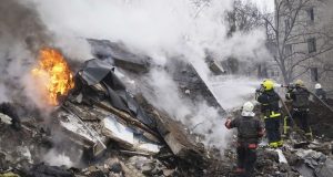 Κίεβο: Τέσσερις νεκροί, περισσότεροι από 60 τραυματίες από ρωσικές αεροπορικές…