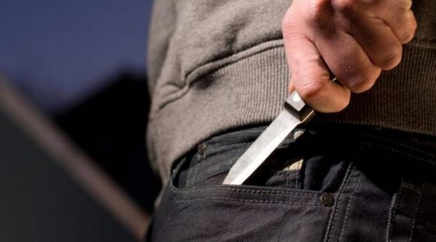 Περιστατικό βίας μεταξύ ανηλίκων στο Ίλιον – Τραυματίστηκε ελαφρά με μαχαίρι 13χρονος
