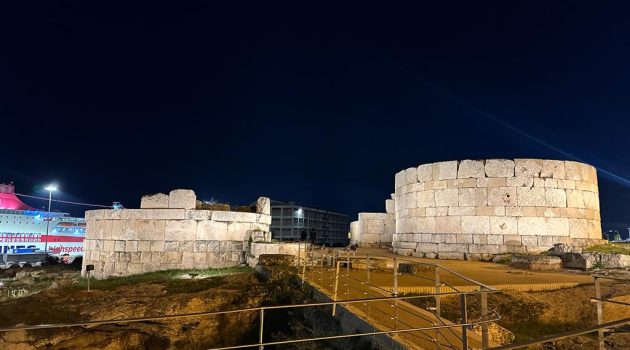 ΥΠΠΟ: Ο αρχαιολογικός χώρος της Ηετιώνειας Πύλης «φωτίζει» τον Πειραιά