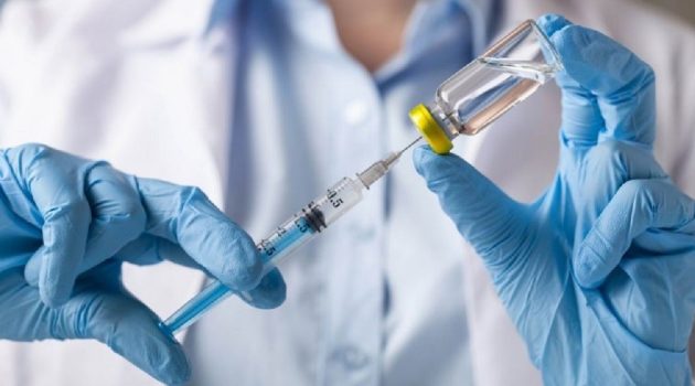 Βασιλακόπουλος για επικαιροποιημένο εμβόλιο: Όπως κάνουμε το ετήσιο για τη γρίπη, έτσι πρέπει και για τον κορονοϊό