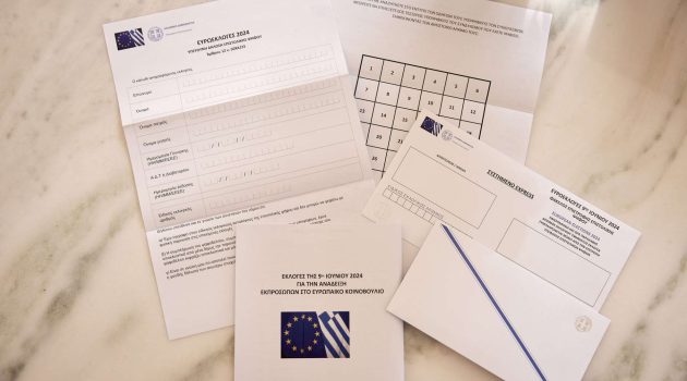 Κεραμέως για επιστολική ψήφο: Ανοίγει ο δρόμος για τους απόδημους και στις εθνικές εκλογές