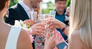 Πάρτι φοροδιαφυγής σε χλιδάτο γάμο: Η ΑΑΔΕ τσάκωσε από το…