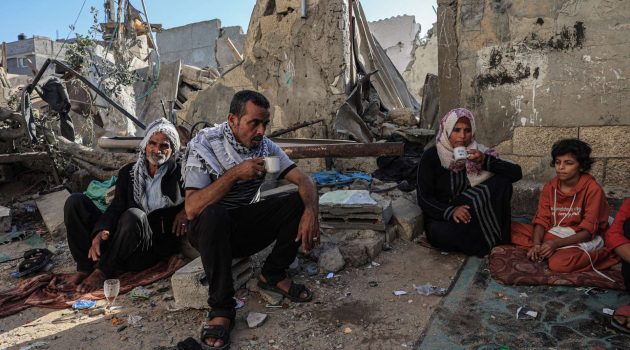 BBC: Τουλάχιστον το 50% των κτηρίων στη Λωρίδα της Γάζας έχει υποστεί ζημιές ή καταστραφεί ολοσχερώς
