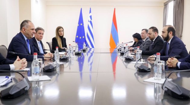 Επίσημη επίσκεψη Γεραπετρίτη στην Αρμενία – Στήριξη της Ελλάδας σε ό,τι αφορά τις σχέσεις της με την ΕΕ