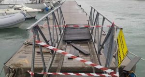 Ζημιές στις ράμπες πρόσβασης στις δύο πλωτές εξέδρες του Λιμανιού…