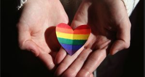 Ελληνική Ψυχιατρική Εταιρεία: «Η ομοφυλοφιλία δεν αποτελεί ψυχική νόσο»