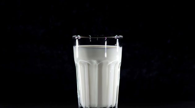 Βρεφικό γάλα από «χρυσάφι»: Τιμή έως και 213% πιο ακριβή στην Ελλάδα σε σχέση με τη φθηνότερη τιμή στην ΕΕ