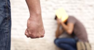 Ξυλοδαρμός 14χρονου: Ποινική δίωξη για κακούργημα στους δράστες – Δίωξη…