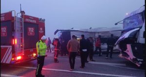 Tουρκία: Φονική σύγκρουση φορτηγού με λεωφορείο με τουλάχιστον 4 νεκρούς…