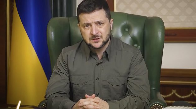 FT: Ο Ουκρανός πρόεδρος ετοιμάζεται να αντικαταστήσει τον επικεφαλής του στρατού Ζαλούζνι