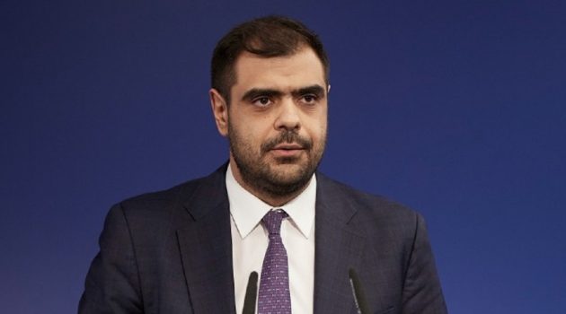 Παύλος Μαρινάκης: Ποιος είναι ο νέος υφυπουργός παρά τω Πρωθυπουργώ και κυβερνητικός εκπρόσωπος